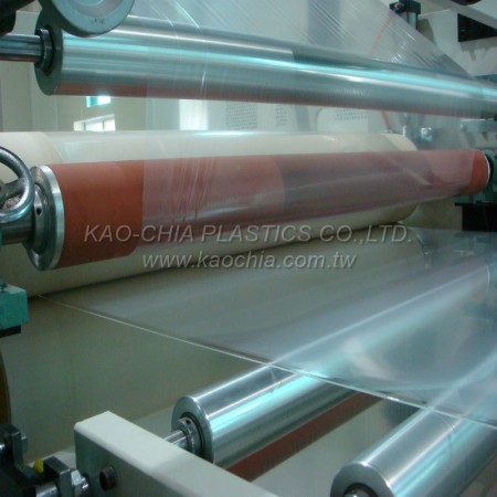 貼合於塑膠平板上